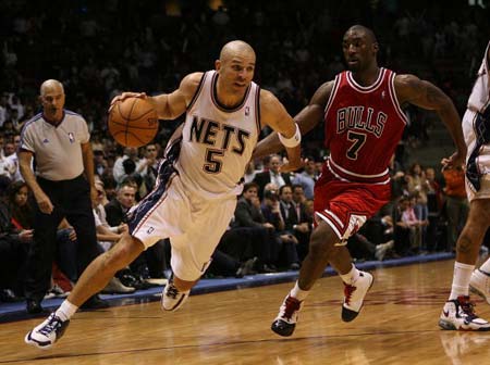 个人表现屡 个人表现屡