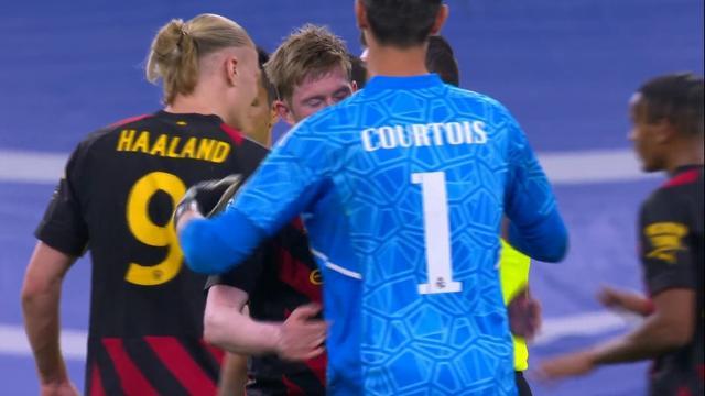 在现代足球 在现代足球